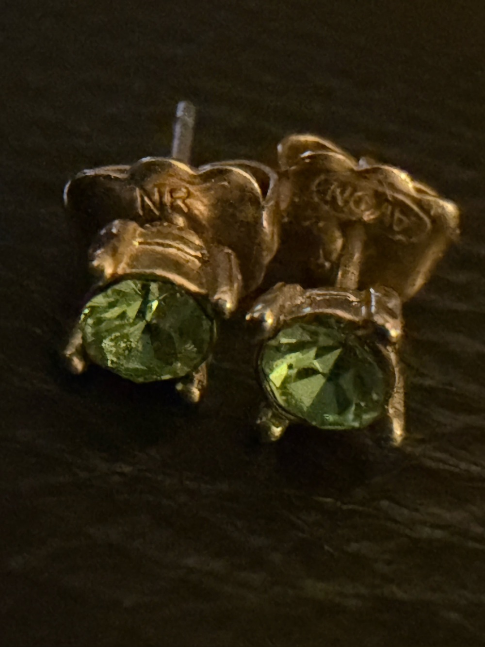 AVON PERIDOT GREEN STUD EARRINGS